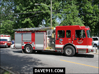 Birmingham Fire & Rescue : Engine 21 - Rescue 6